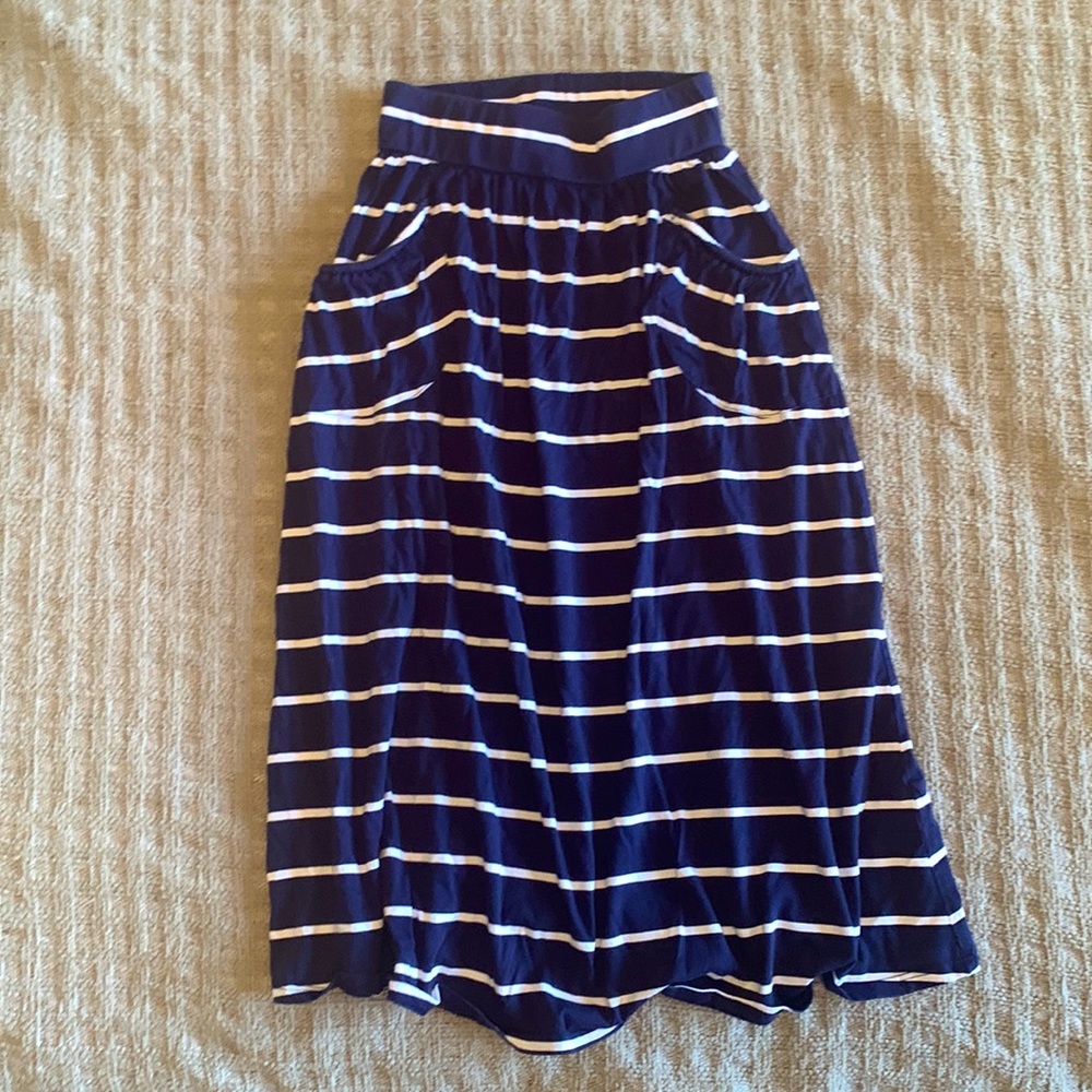 Garnet Hill Kids blue, ankle length skirt.   Size: M